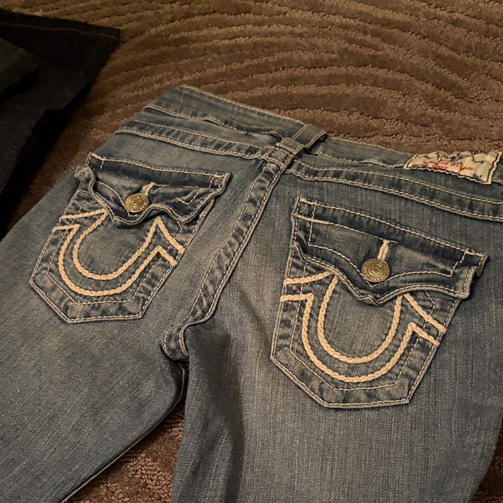 True Religion Classic Blue Jeans with Contrast Stitching